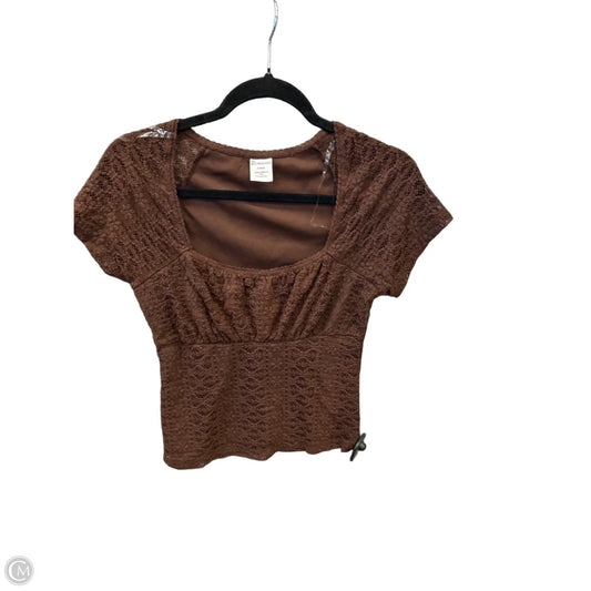 Top Short Sleeve By No Boundaries In Brown, Size: S
