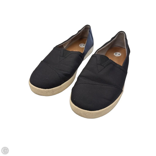 Shoes Flats By Toms In Black, Size: 6.5