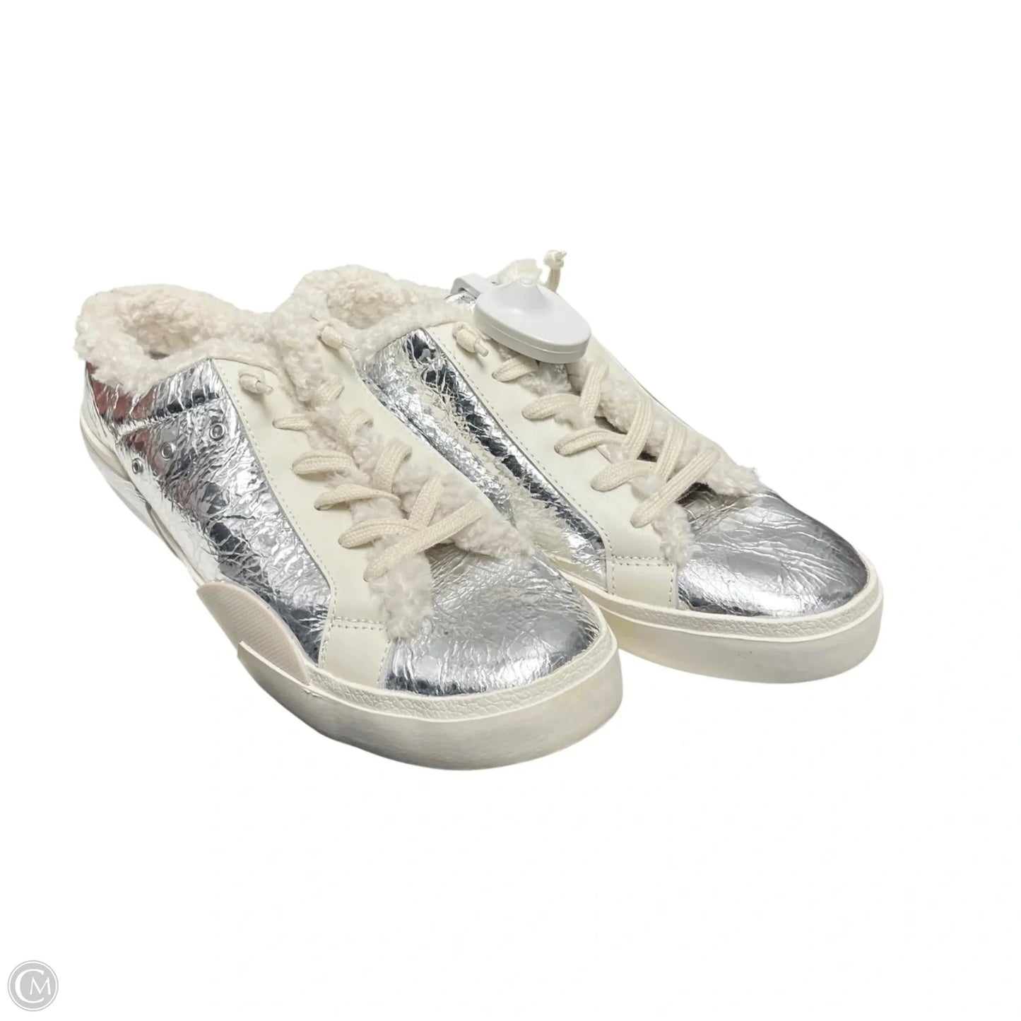 Shoes Flats By Dolce Vita In Silver, Size: 10.5