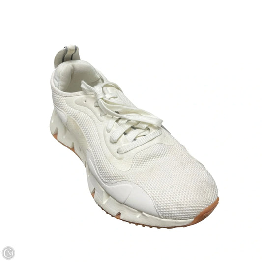 Shoes Sneakers By Reebok In Cream, Size: 9