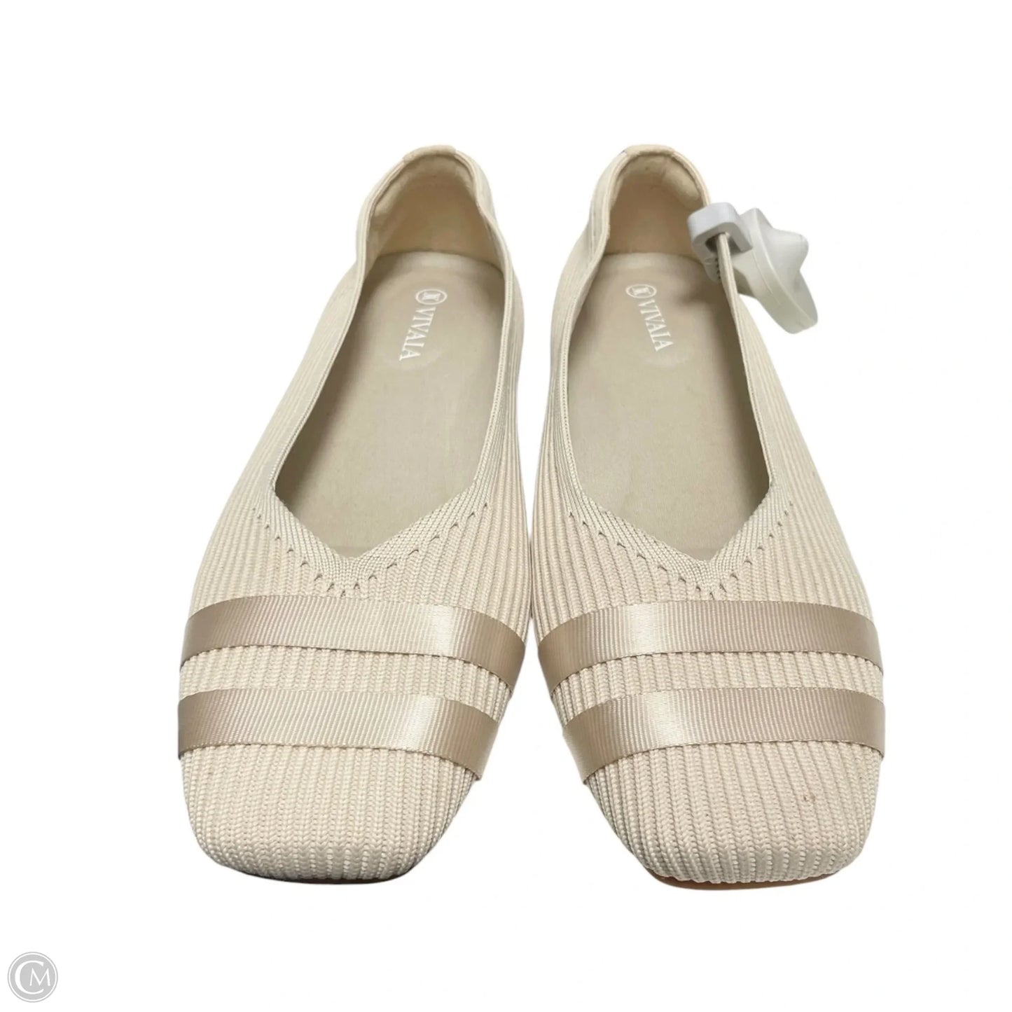 Shoes Flats By Vivaia In Gold, Size: 6.5