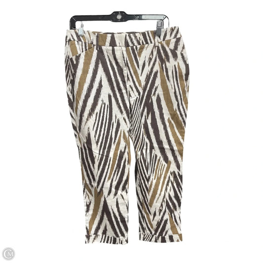 Pants Cropped By Chicos In Animal Print, Size: S