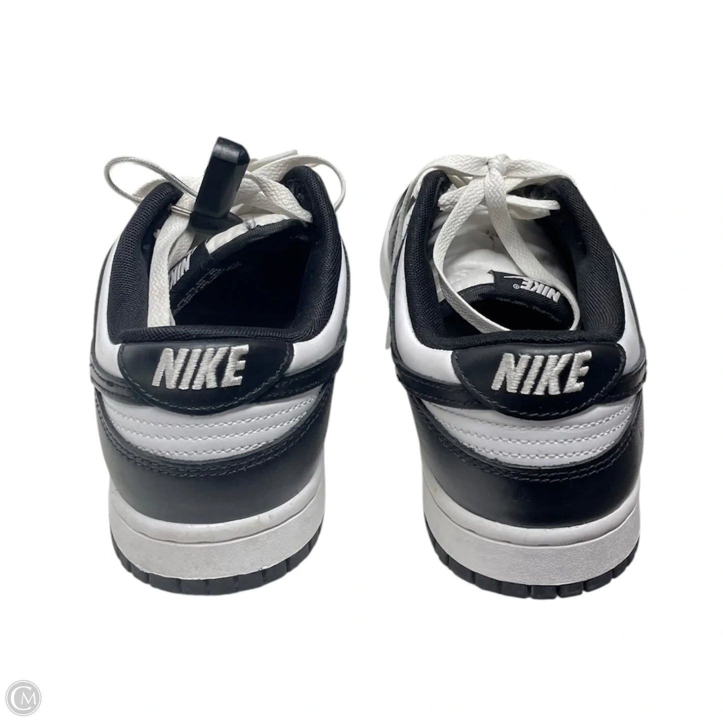 Shoes Sneakers By Nike In Black & White, Size: 8