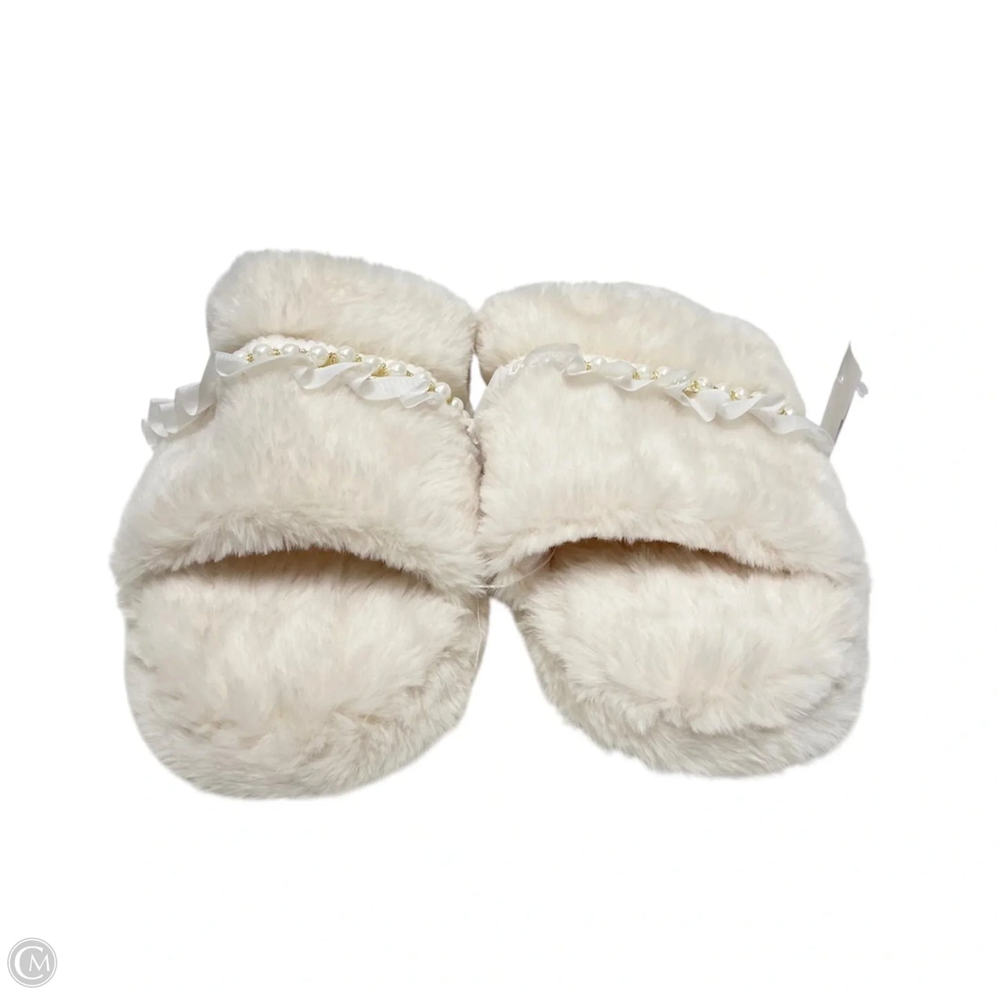 Slippers By Clothes Mentor In Cream & White, Size: 9.5