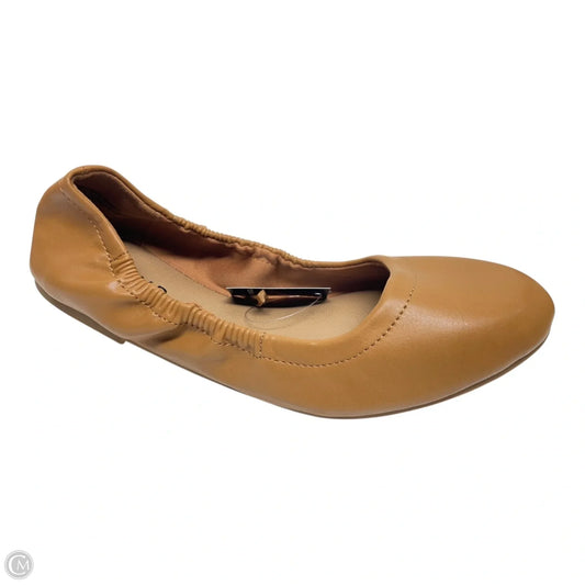 Shoes Flats By Torrid In Brown, Size: 7