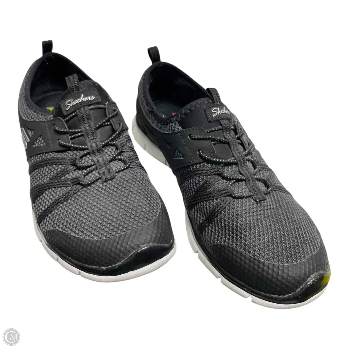 Shoes Sneakers By Skechers In Black & White, Size: 7