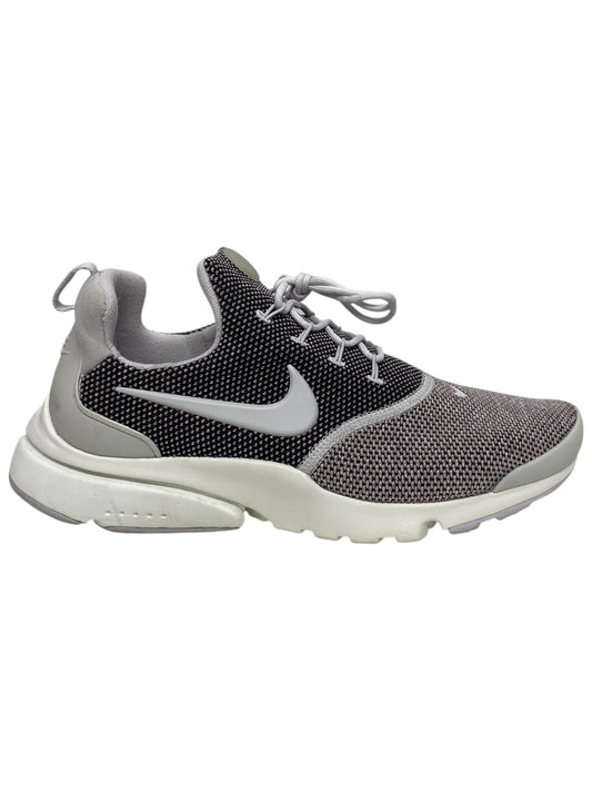 Shoes Athletic By Nike In Black & White, Size: 10