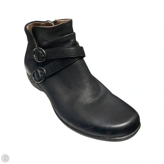 Boots Ankle Flats By Dansko In Black, Size: 6.5
