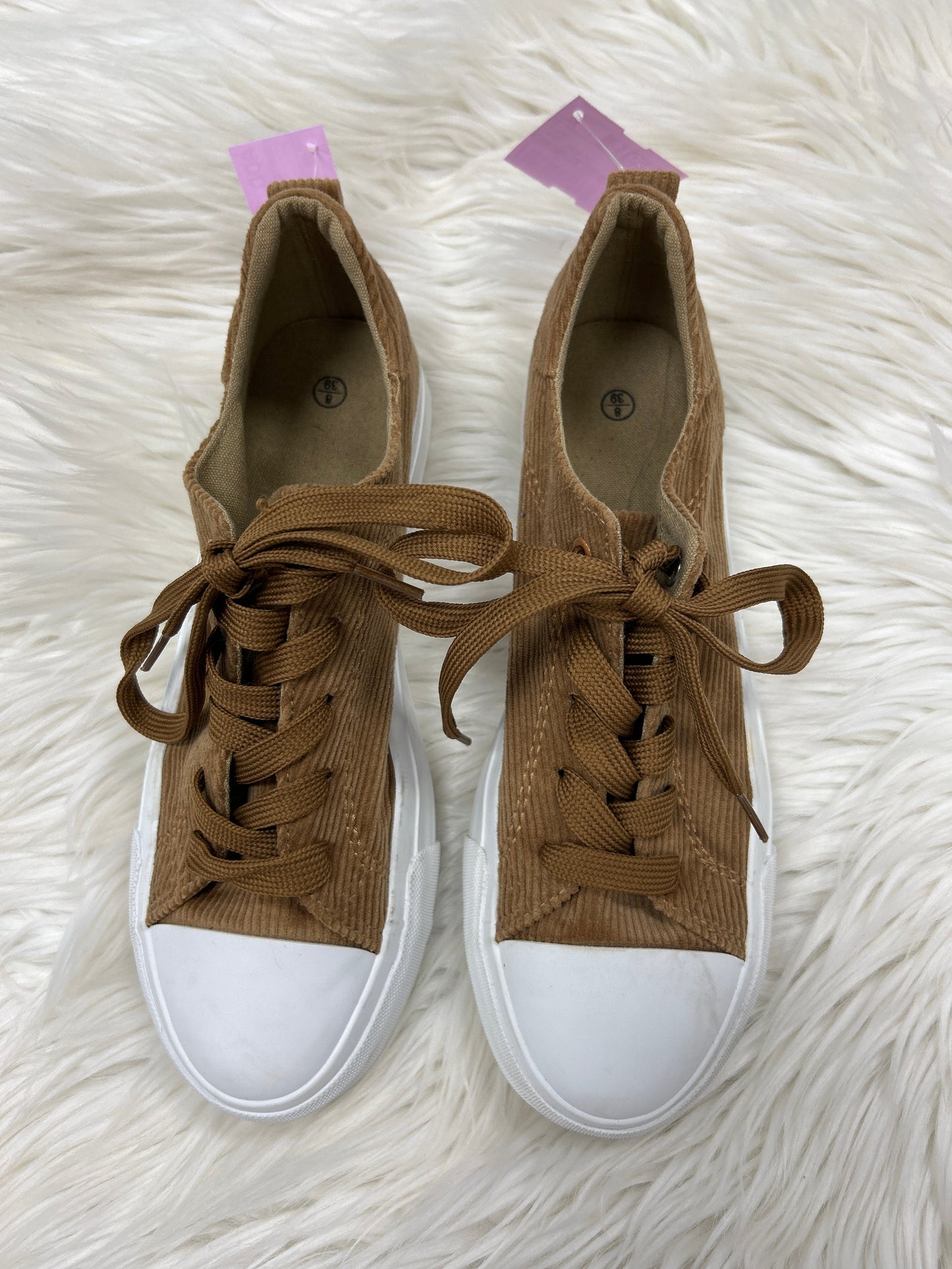 Shoes Sneakers By Clothes Mentor In Brown, Size:8