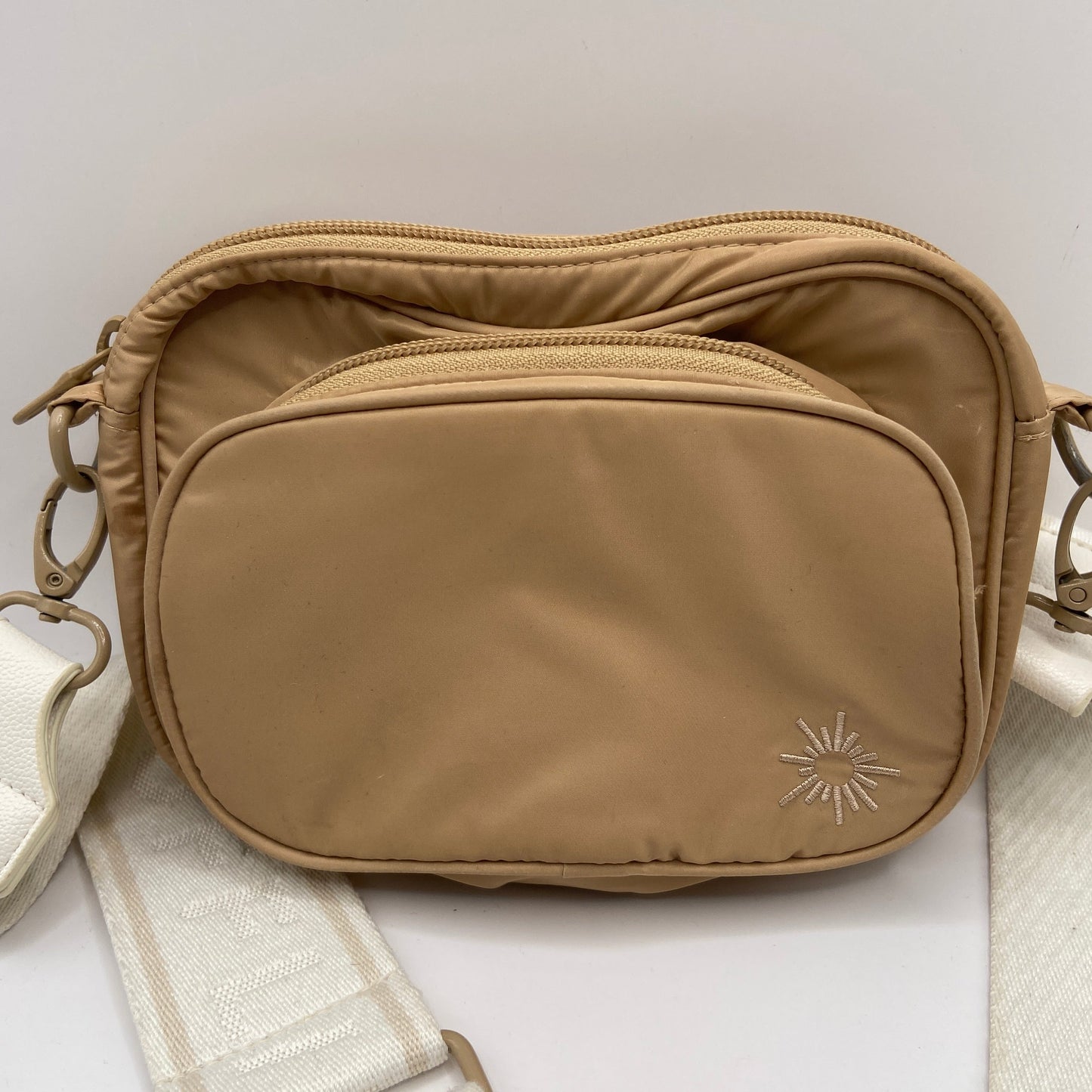 Crossbody By Offline, Size: Small