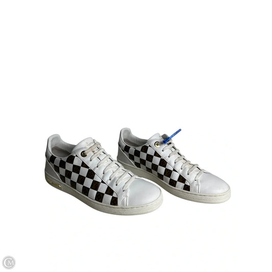 Shoes Luxury Designer By Louis Vuitton In White, Size: 8.5