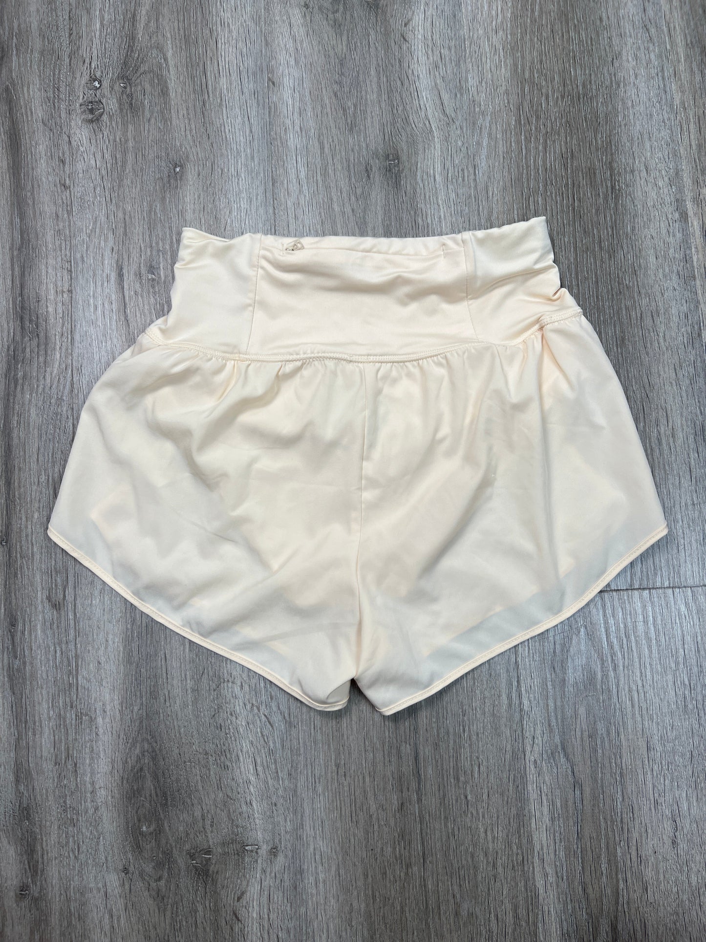 Athletic Shorts By Love Tree In Cream, Size: S