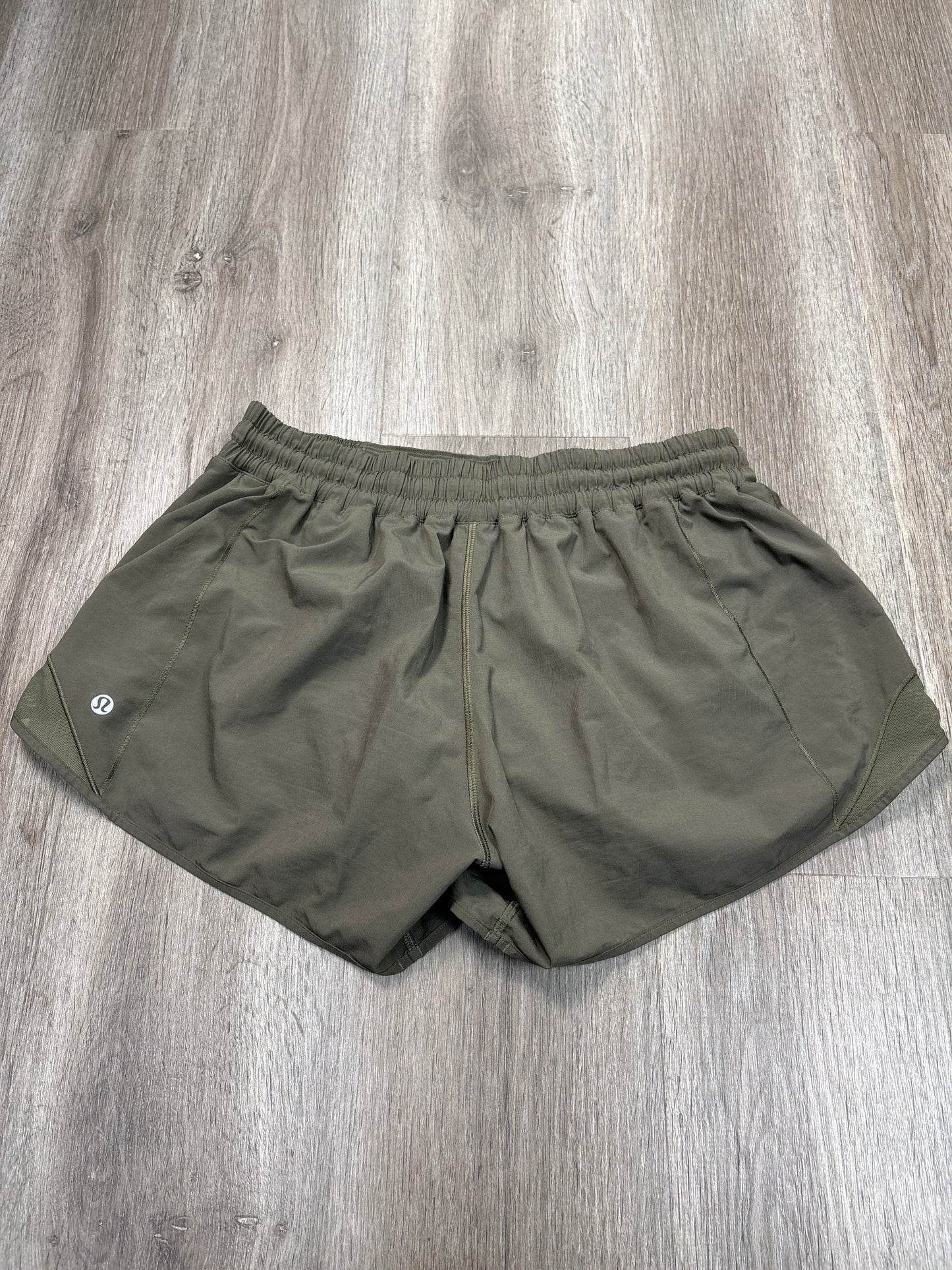 Athletic Shorts By Lululemon In Green, Size: M