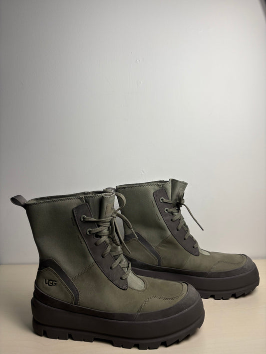 Boots Snow By Ugg In Green, Size: 9.5