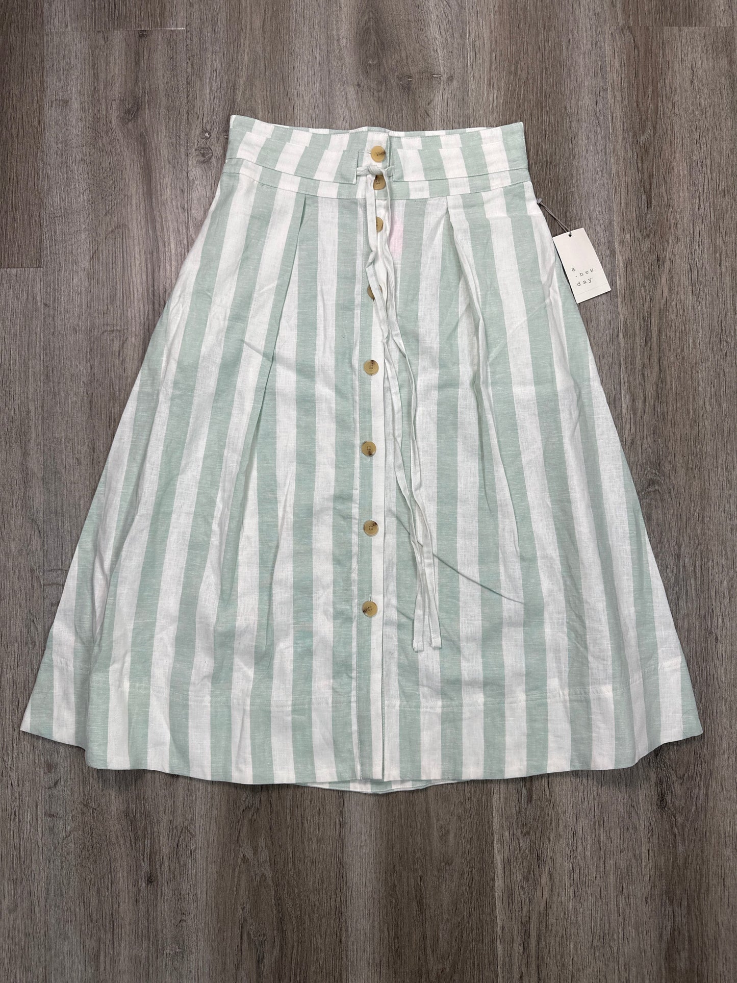 Skirt Midi By A New Day In Green & White, Size: S