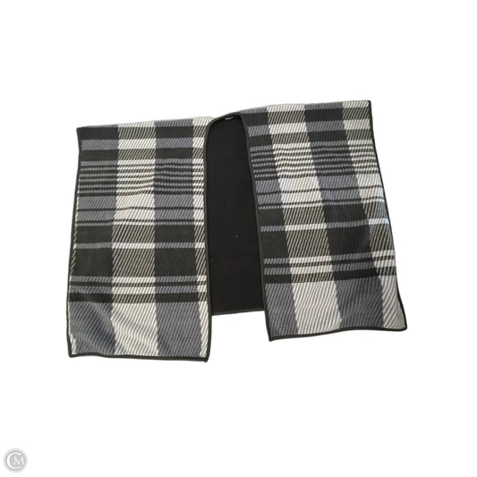 Poncho By Clothes Mentor In Black & Grey, Size: Osfm