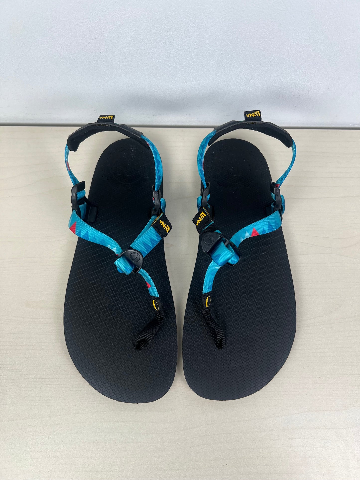 Black & Blue Sandals Sport LUNA, Size 7