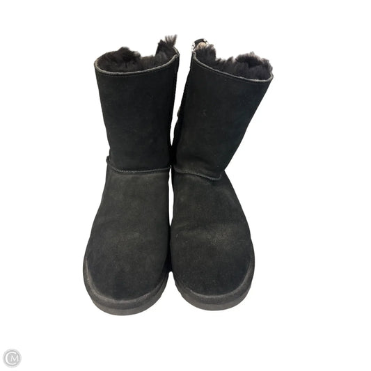 Boots Designer By Ugg In Black, Size: 9