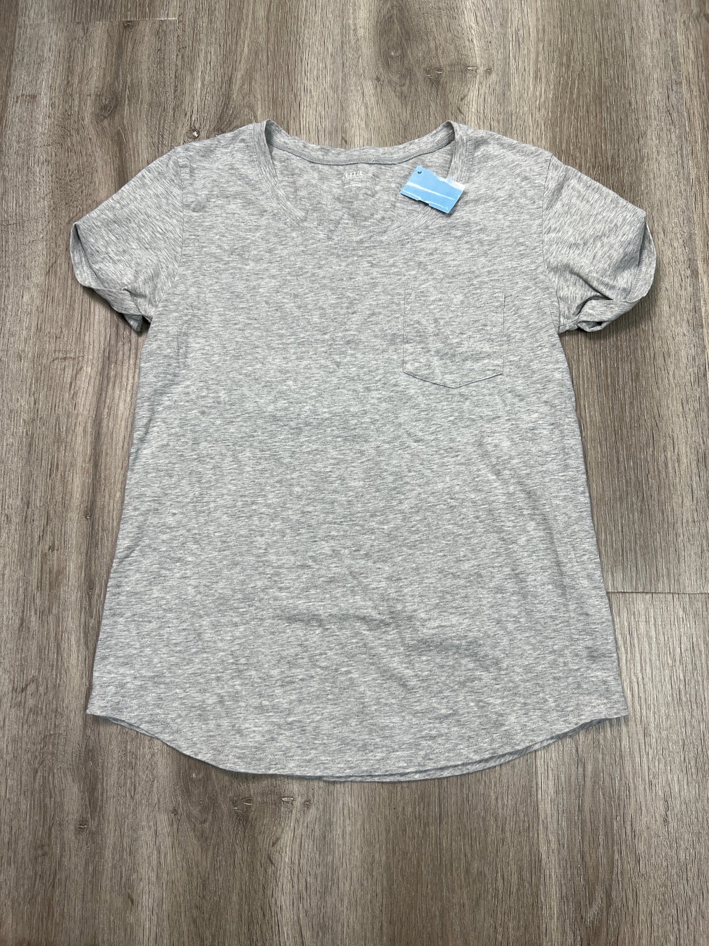 Top Short Sleeve Basic By Anna In Grey, Size: S