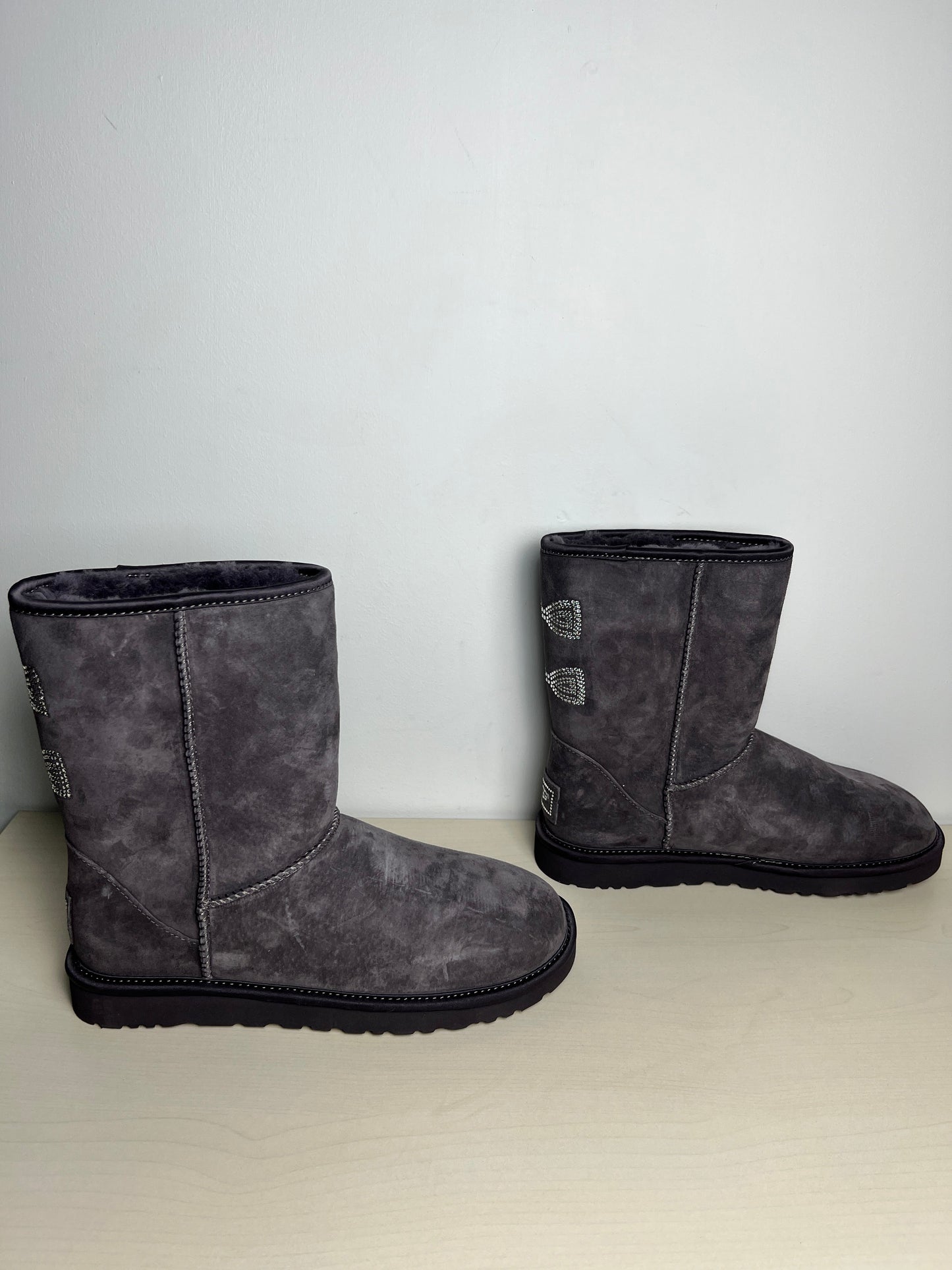 Boots Snow By Ugg In Grey, Size: 9