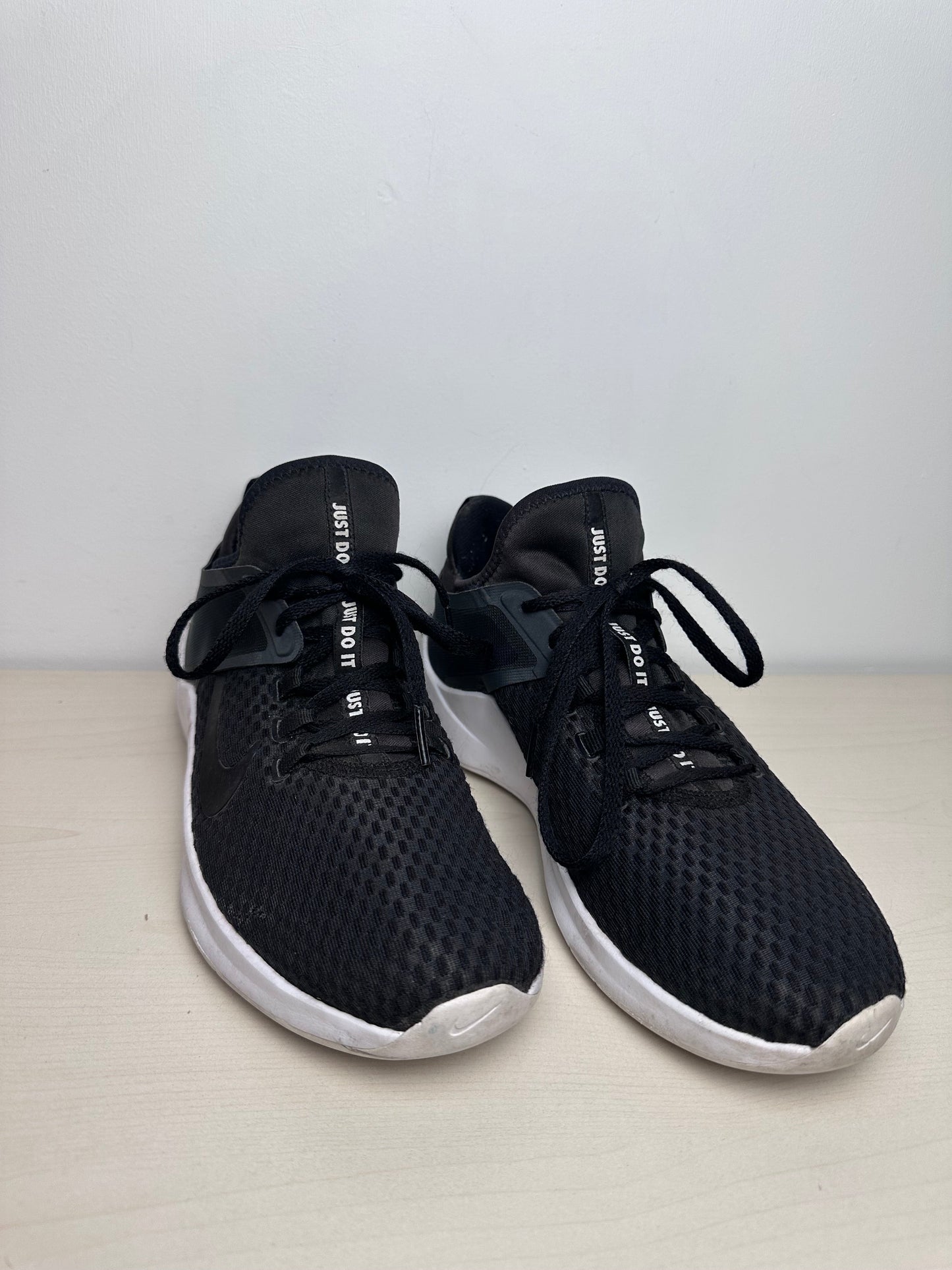 Shoes Athletic By Nike In Black, Size: 9.5