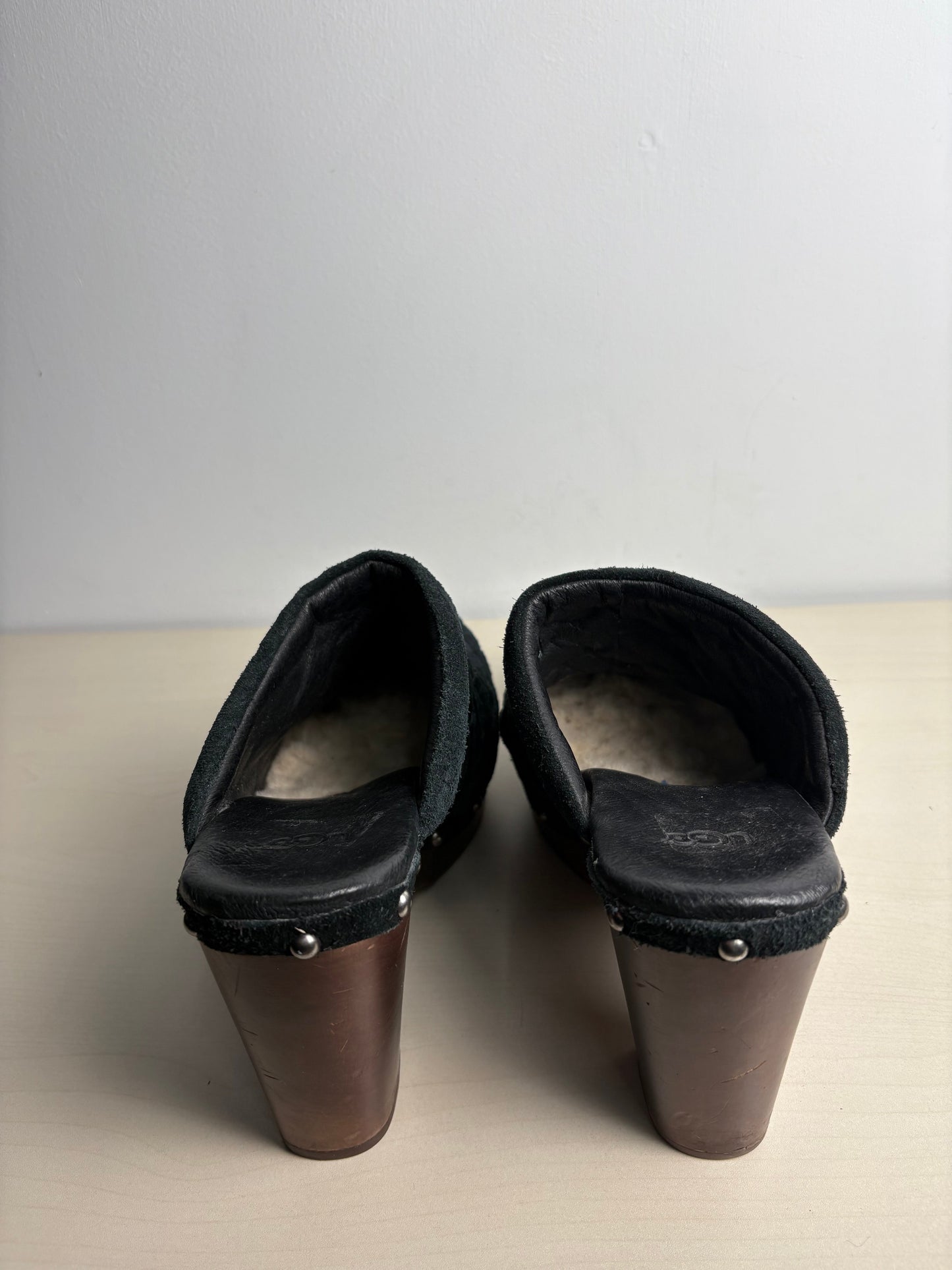 Shoes Heels Block By Ugg In Black, Size: 9