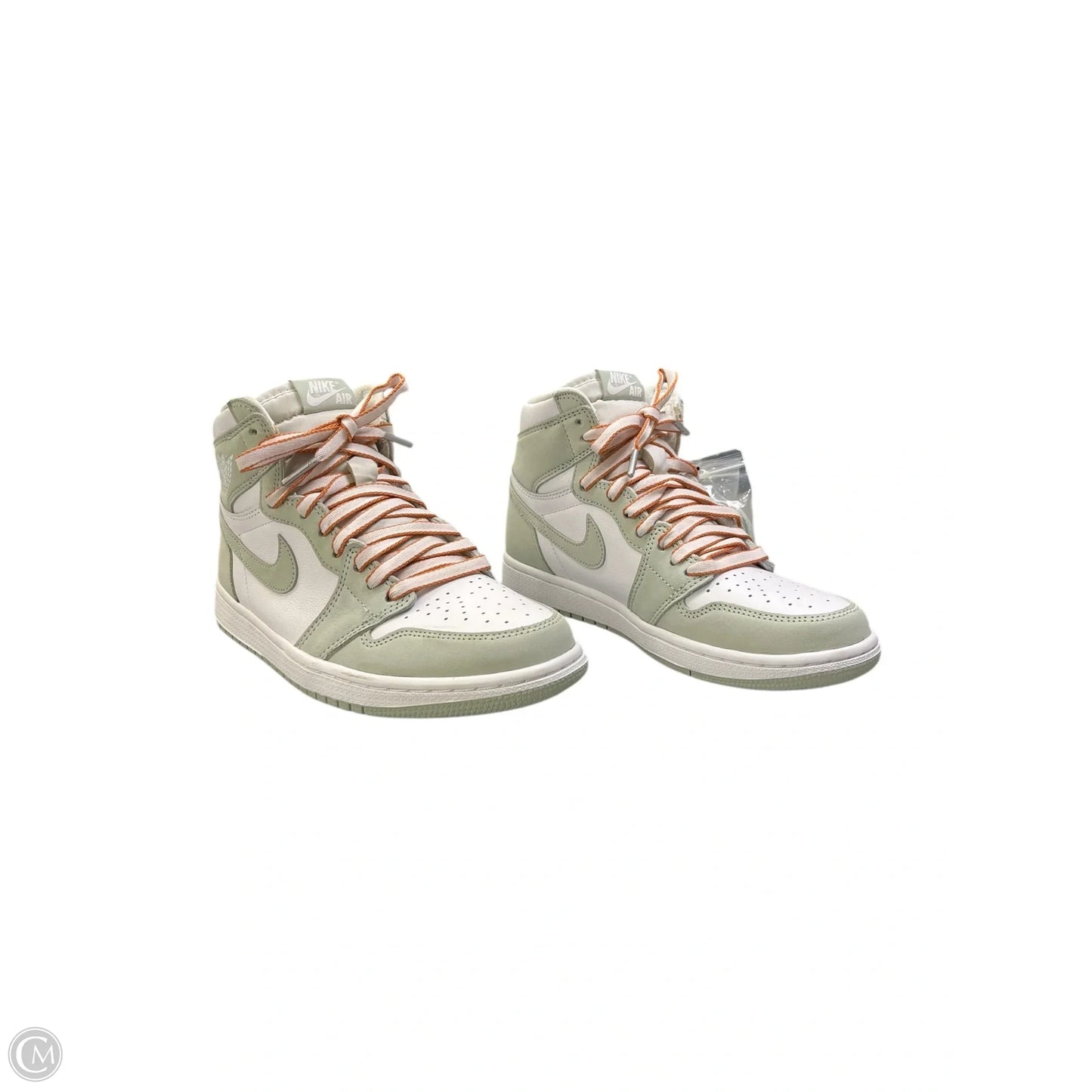 Shoes Sneakers By Nike In Green & White, Size: 8.5
