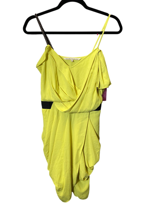 Dress Party Short By Rachel Roy  Size: 4