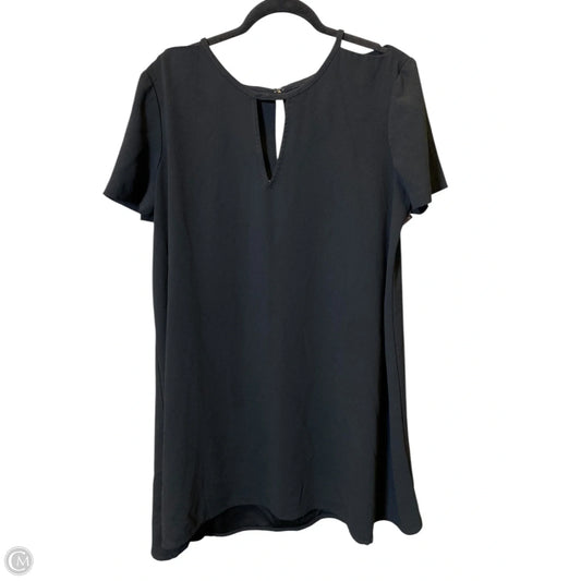 Top Short Sleeve By Trina Turk In Black, Size: L