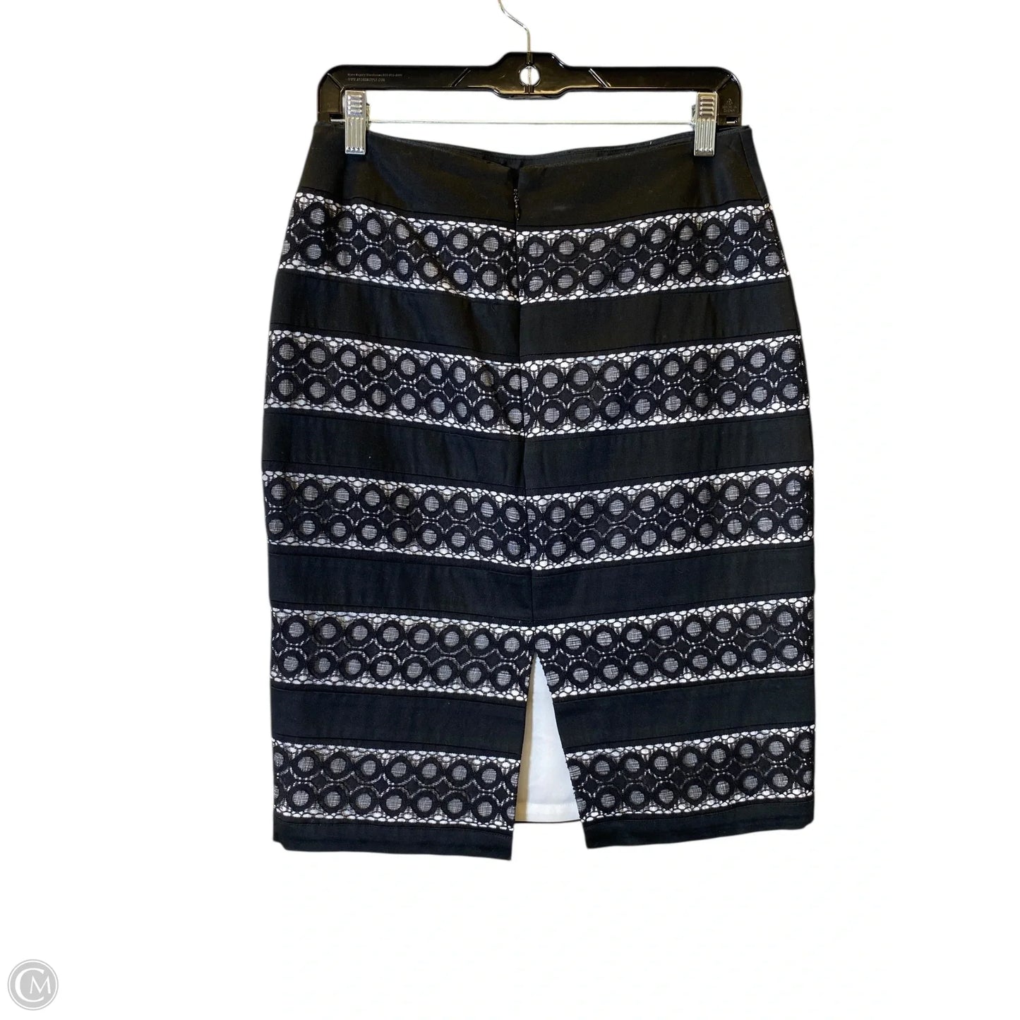 Skirt Mini & Short By White House Black Market In Black & White, Size: 6