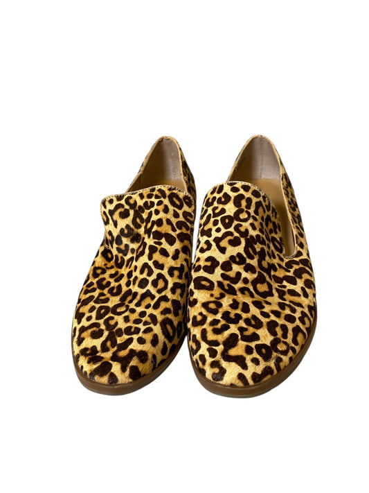 Shoes Flats By Crown Vintage In Animal Print, Size: 7.5