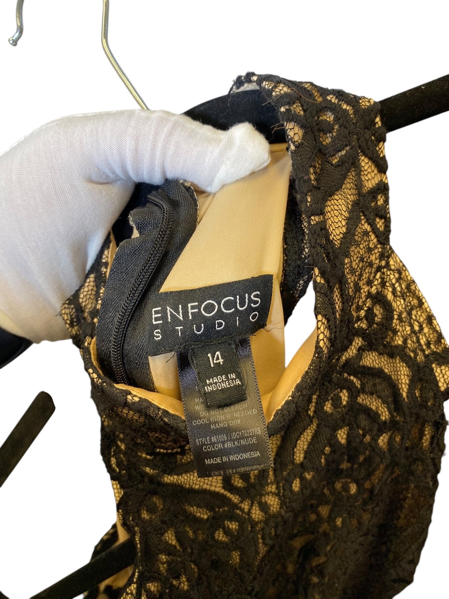 Dress Party Midi By Enfocus  Size: 14