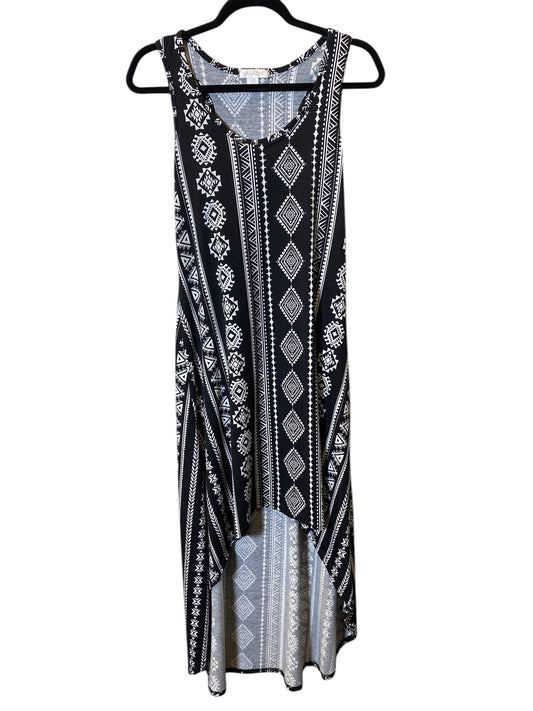 Dress Casual Maxi By Clothes Mentor In Black & White, Size: L