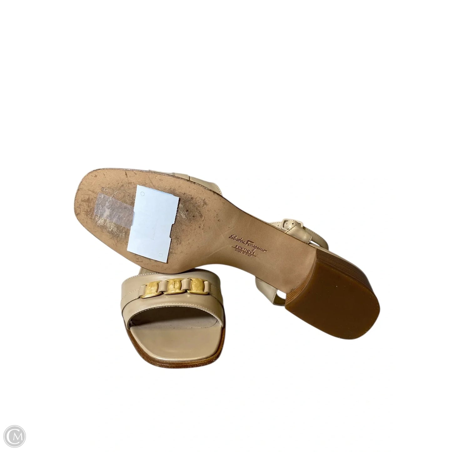 Shoes Luxury Designer By Ferragamo In Gold, Size: 10