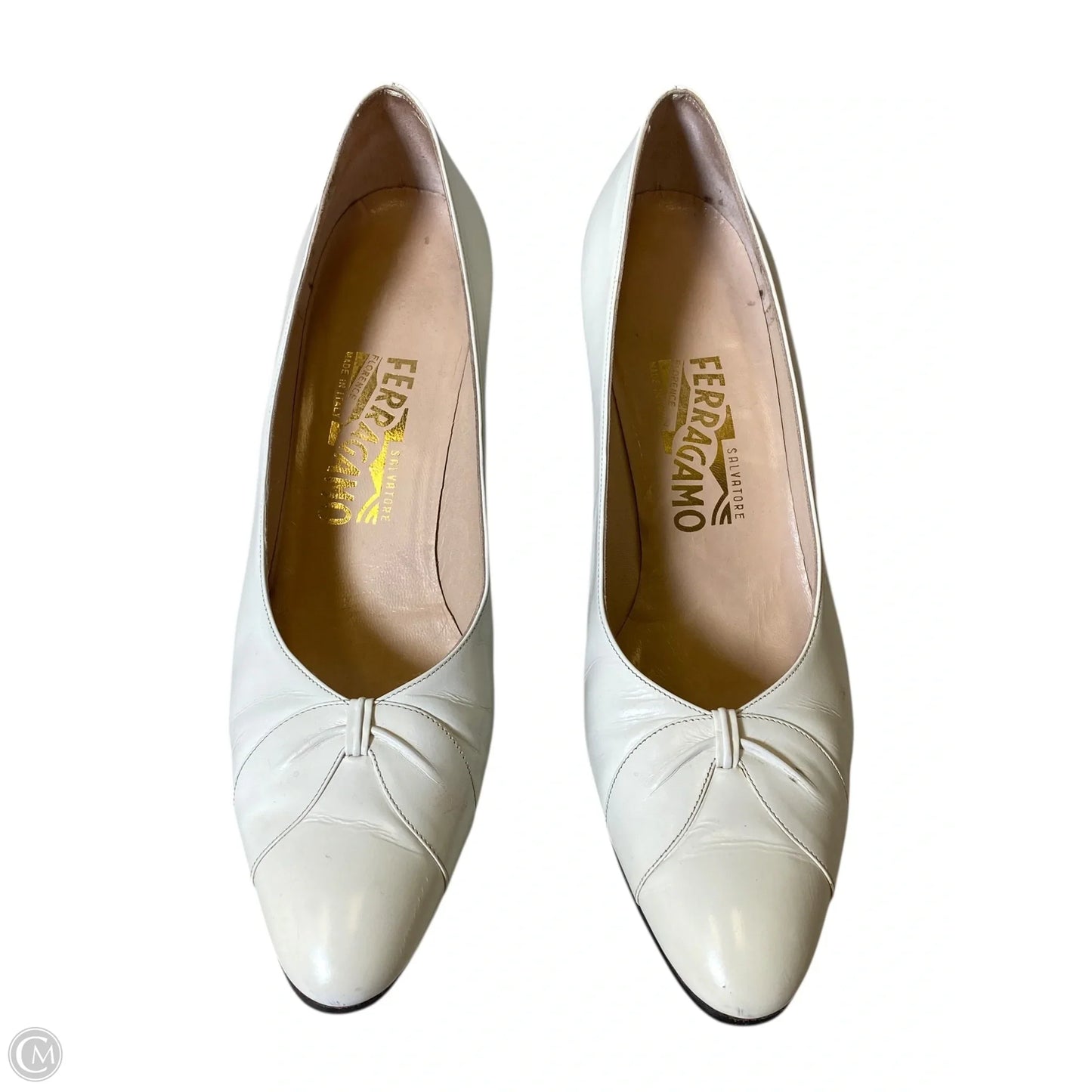 Shoes Luxury Designer By Ferragamo In Cream, Size: 10