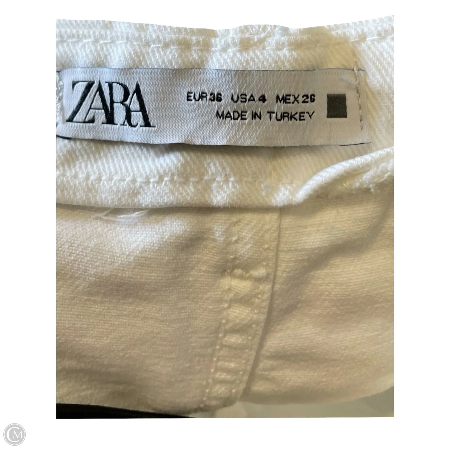 Shorts By Zara In White, Size: 4