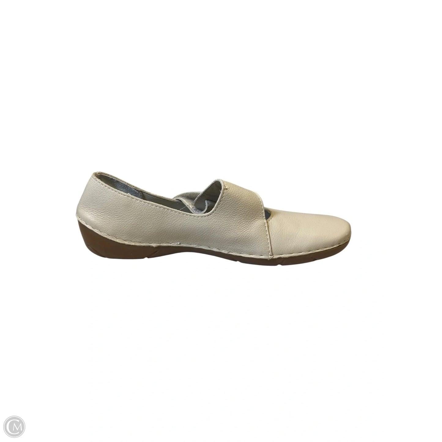 Shoes Flats By Clothes Mentor In Cream, Size: 7