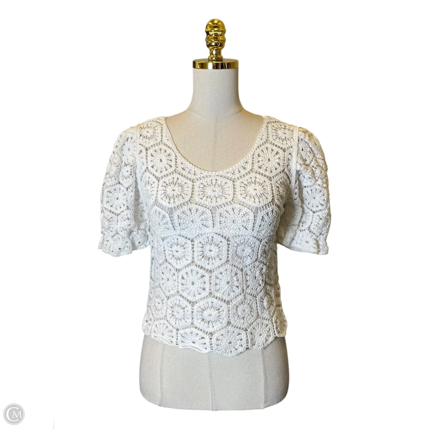 Top Short Sleeve By Kirious In White, Size: L