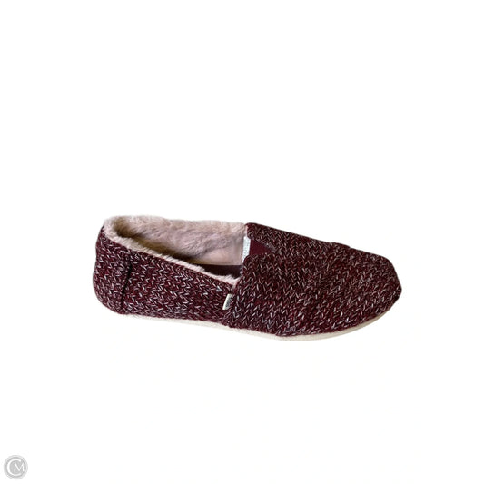 Shoes Flats By Toms In Maroon, Size: 9.5