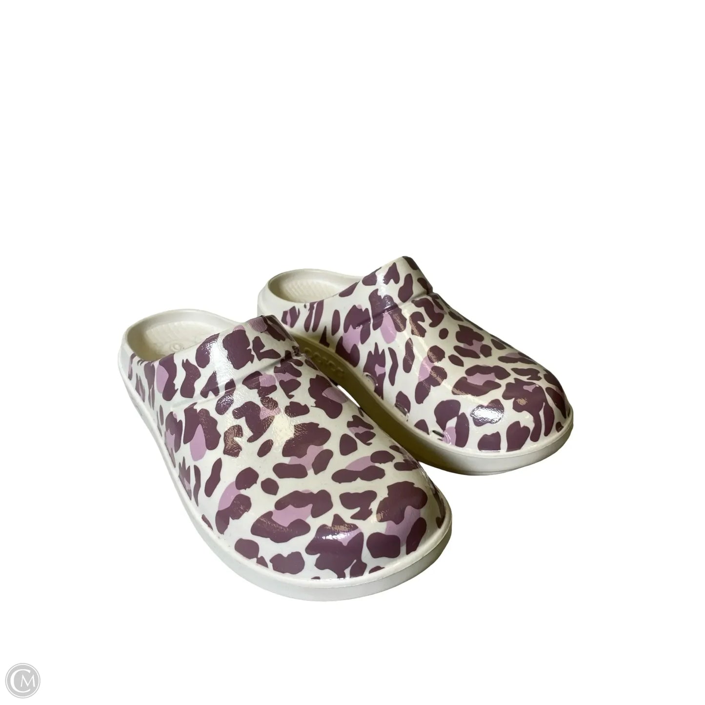 Shoes Flats By Oofos In Animal Print, Size: 7