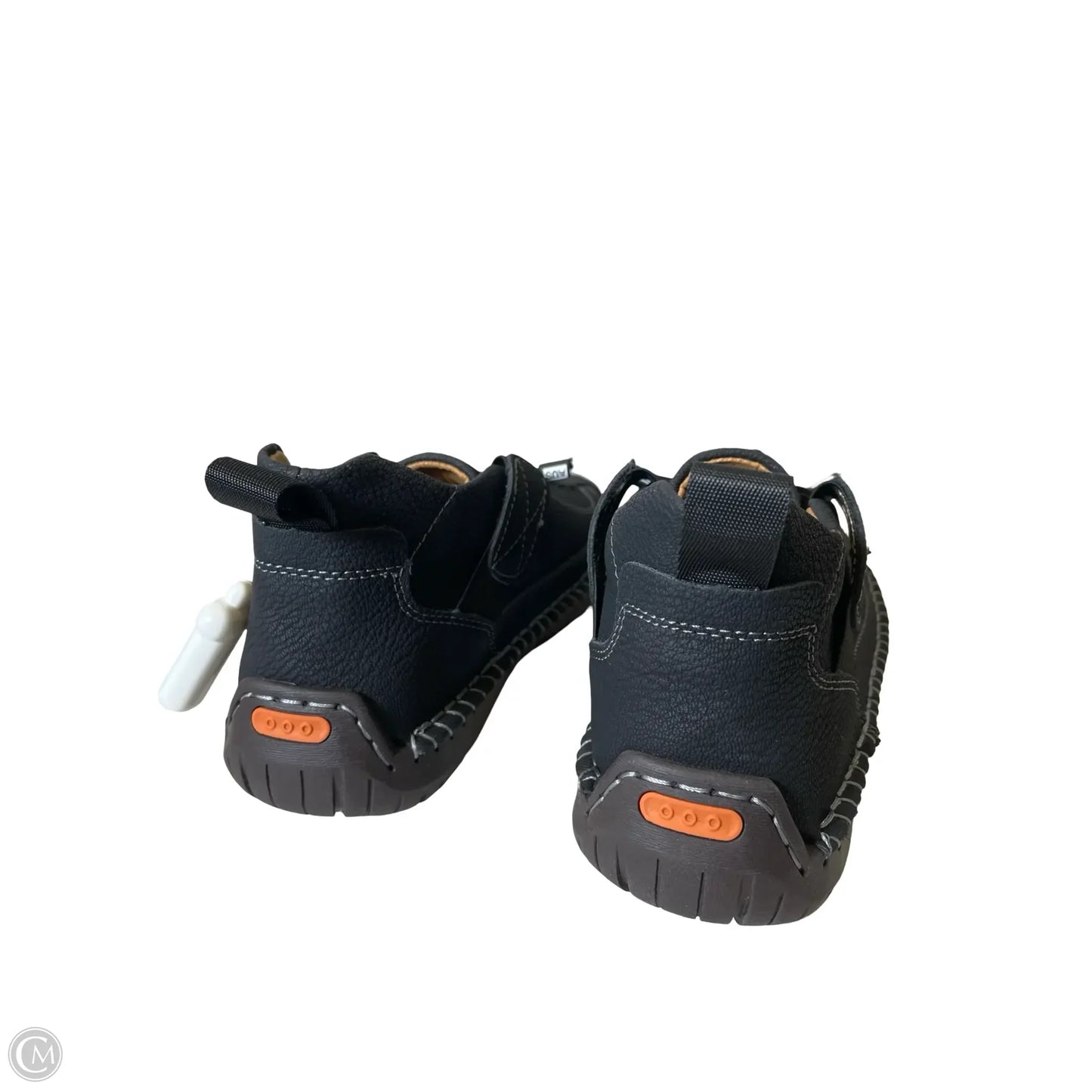 Shoes Athletic By Sport In White, Size: 7.5