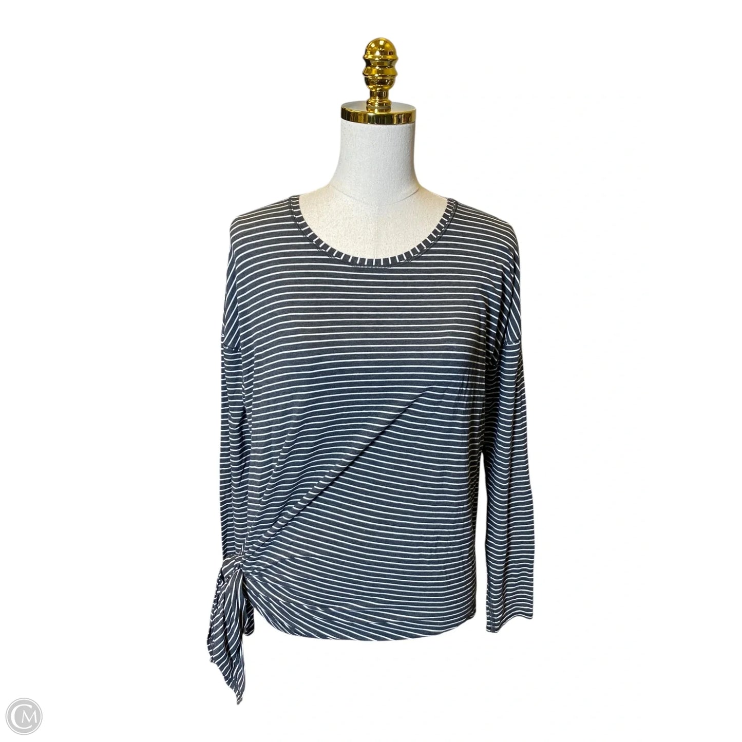 Athletic Top Long Sleeve Collar By Lululemon In Striped Pattern, Size: L