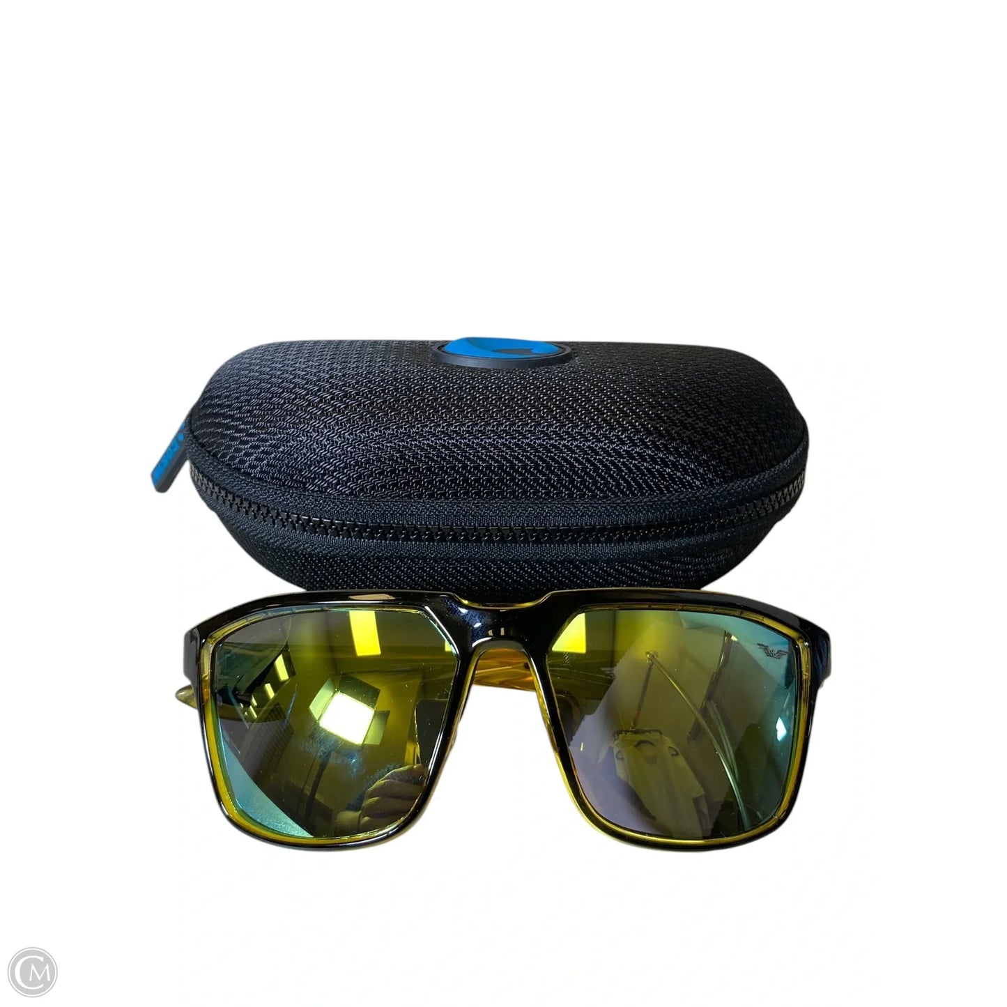 Sunglasses By Clothes Mentor, Size: