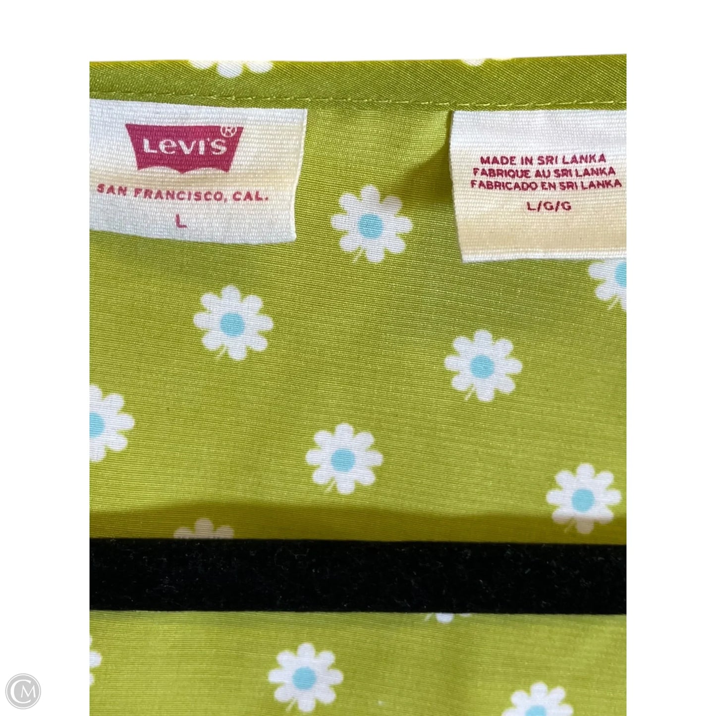 Top Long Sleeve By Levis In Green, Size: L
