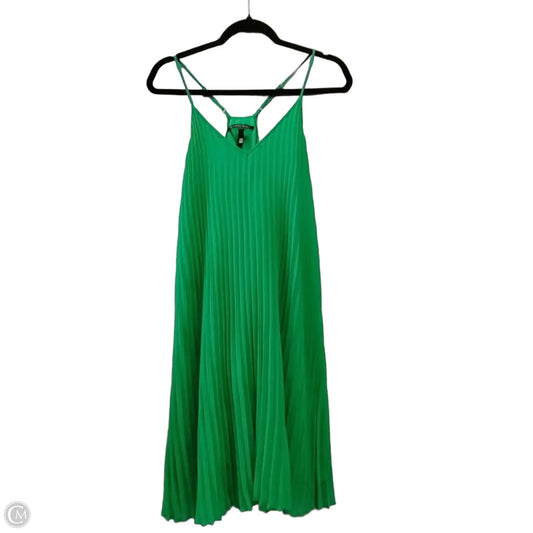 Dress Casual Short By Victorias Secret In Green, Size: M