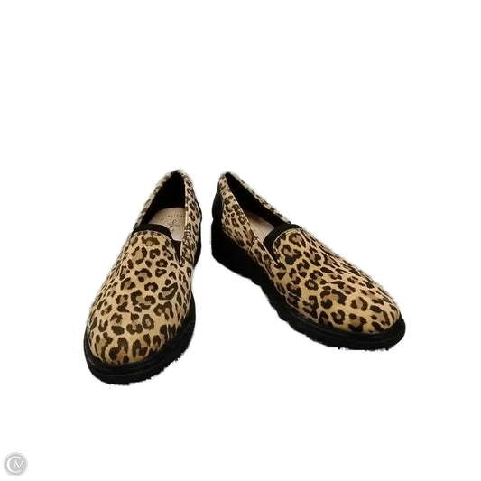 Shoes Flats By Clarks In Leopard Print, Size: 9