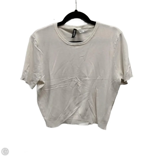 Sweater Short Sleeve By Divided In White, Size: Xl