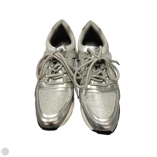 Shoes Sneakers By Steve Madden In Silver, Size: 5.5