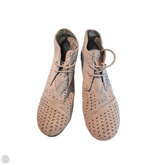 Shoes Heels Wedge By Toms In Grey, Size: 10