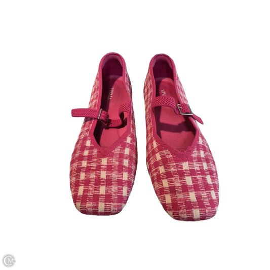 Shoes Flats By Vivaia In Pink & White, Size: 10.5